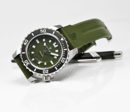 Steinhart Triton 30ATM Green