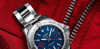 Breitling Avenger GMT45 Red Arrow Edition