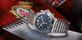 Breitling Chronomat B01 42 Red Arrows