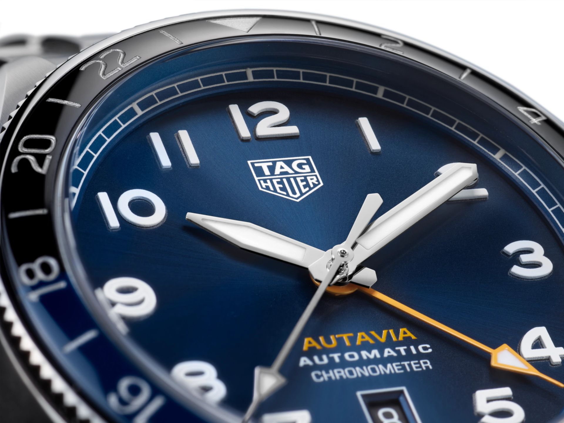 TAG Heuer Autavia COSC GMT