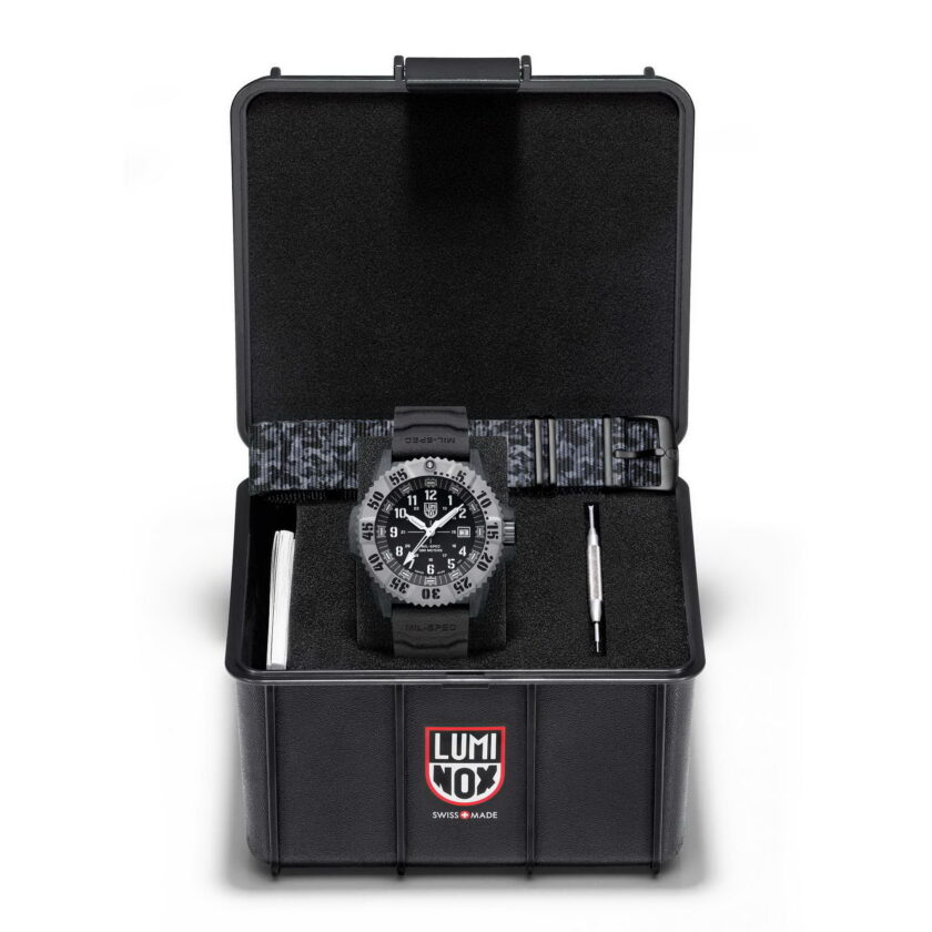 ศรีทองพาณิชย์ เตรียมเปิดตัว Luminox Mil-spec รุ่น 3350