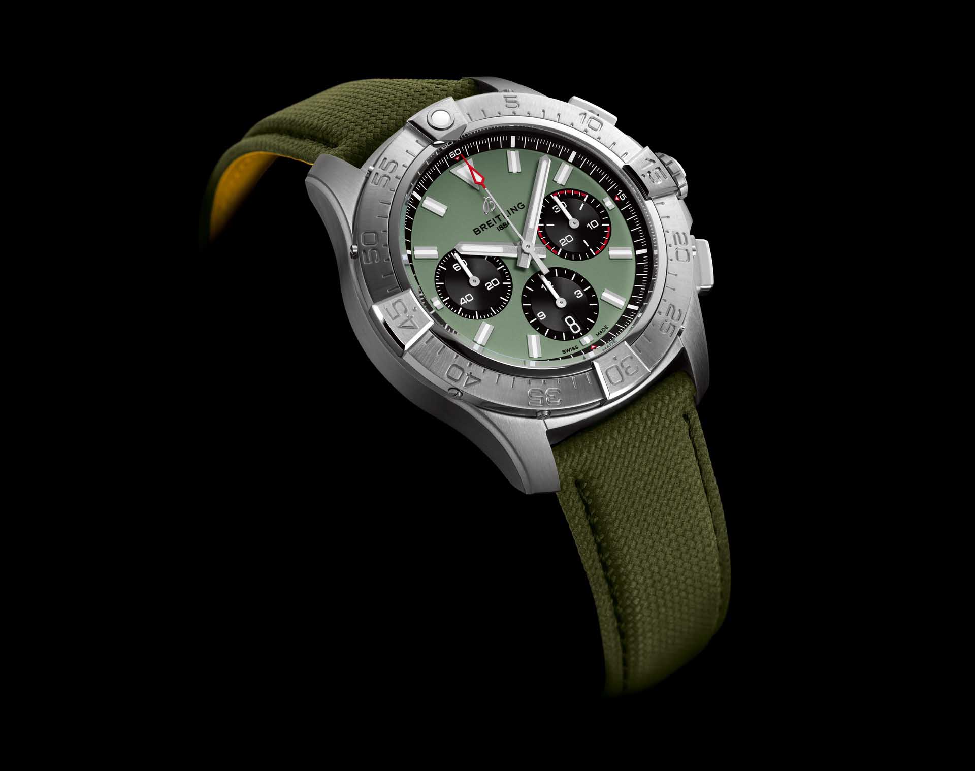 Breitling Avenger